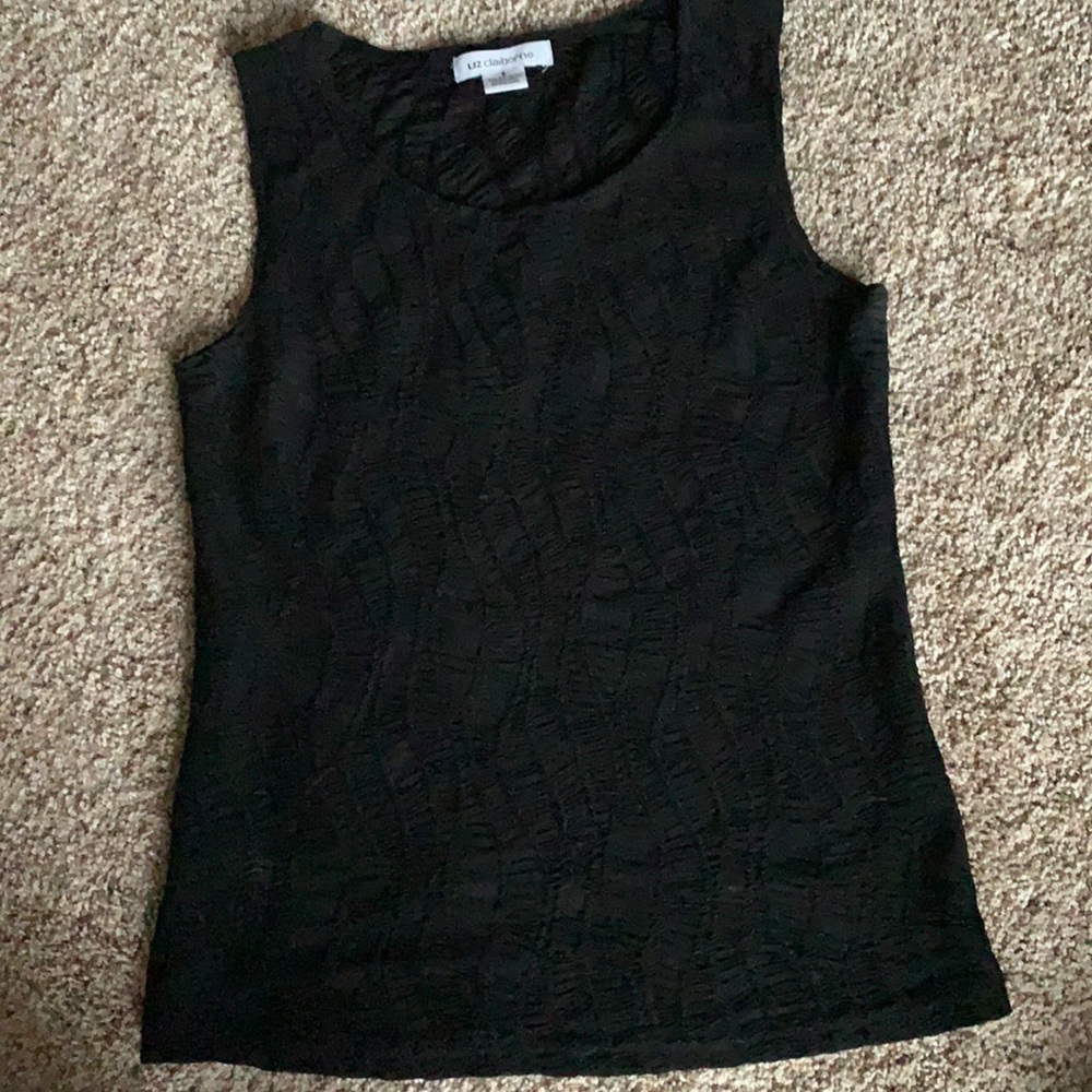 Liz Claiborne lite weight textured black tank